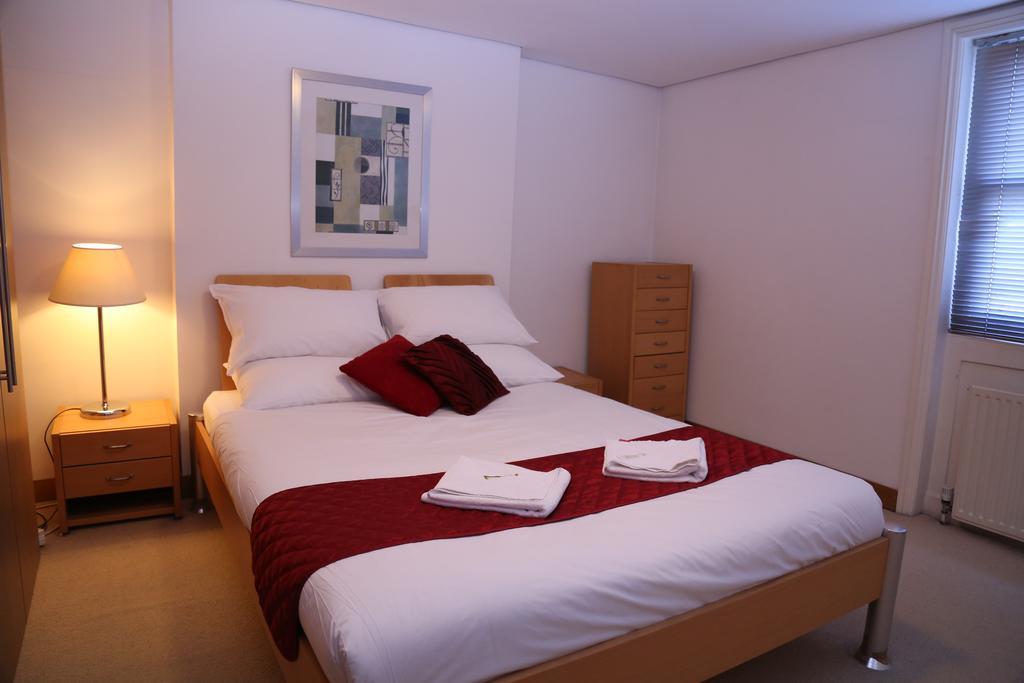 Paddington Southwick Street Apartments ロンドン 部屋 写真